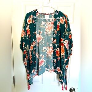 Women’s shell/coverup